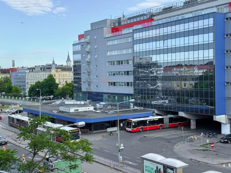Direkt Bei Schoenbrunn! Apartamento Viena